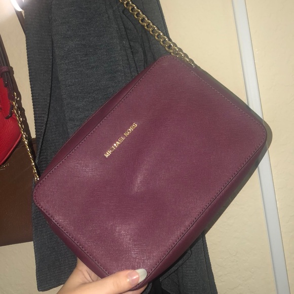 Authentic Michael Kors Crossbody - Picture 3 of 8